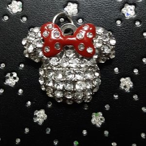 Minnie Mouse pendant